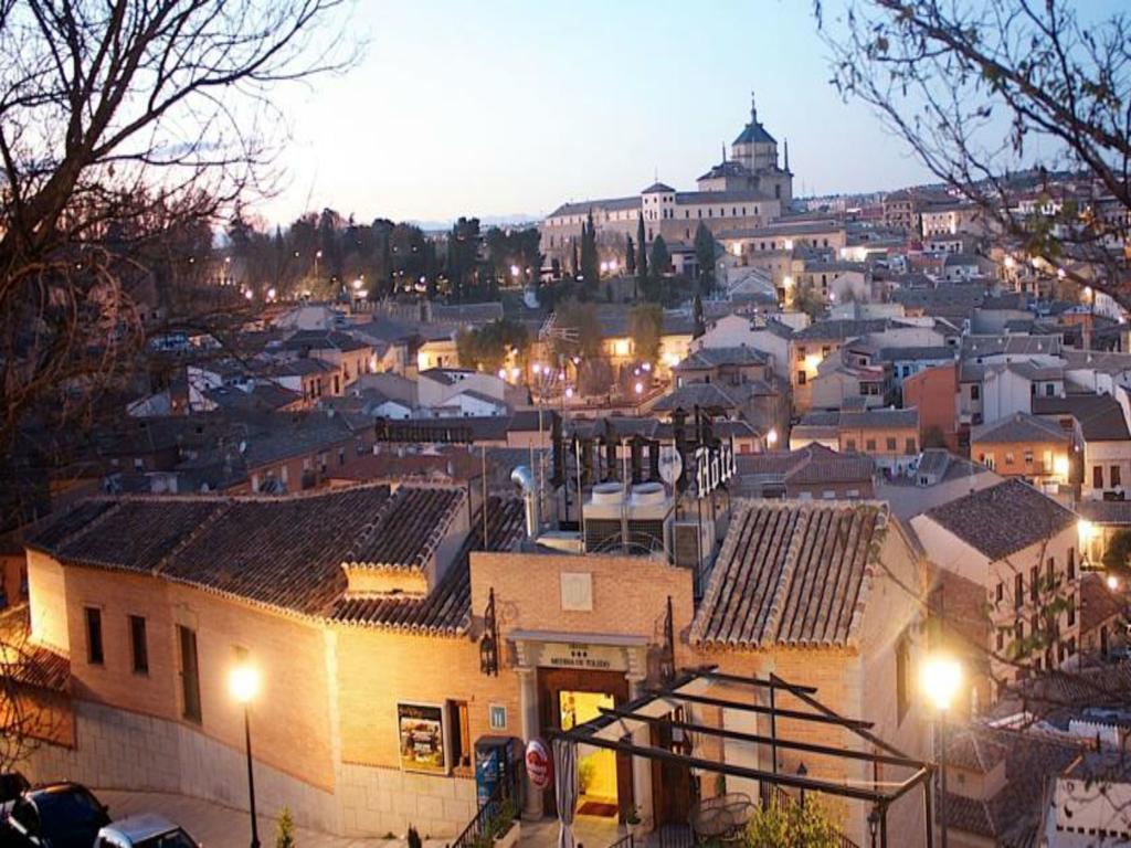 Hotel Medina De Toledo Exterior foto